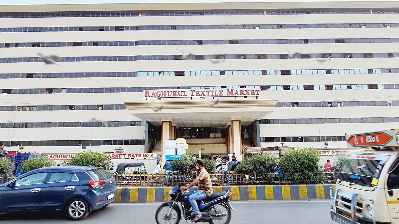 Front view of Raghukul Textile Market Surat building on Ring Road, wholesale textile shops for sarees and dress materials